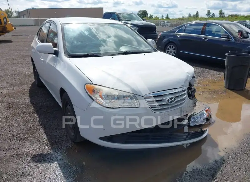 2010 Hyundai Elantra фото