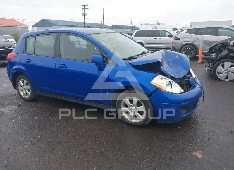 2011 Nissan VERSA фото