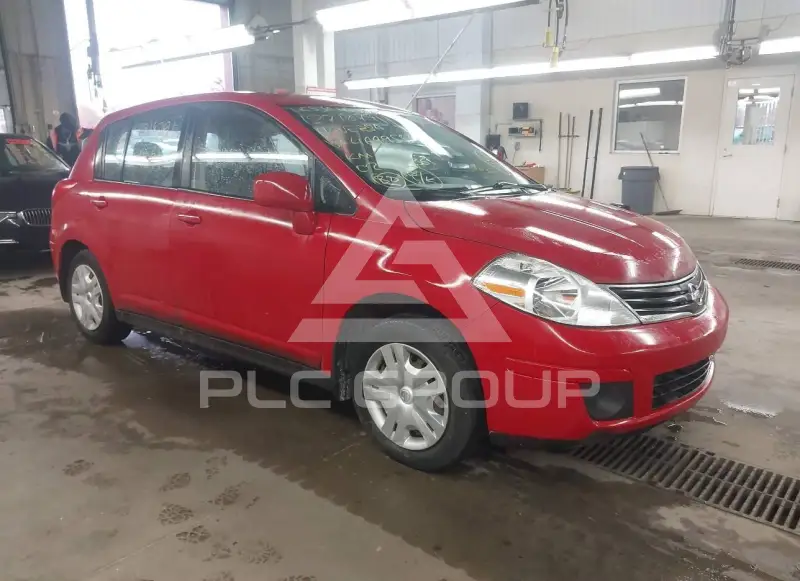 2011 Nissan VERSA фото