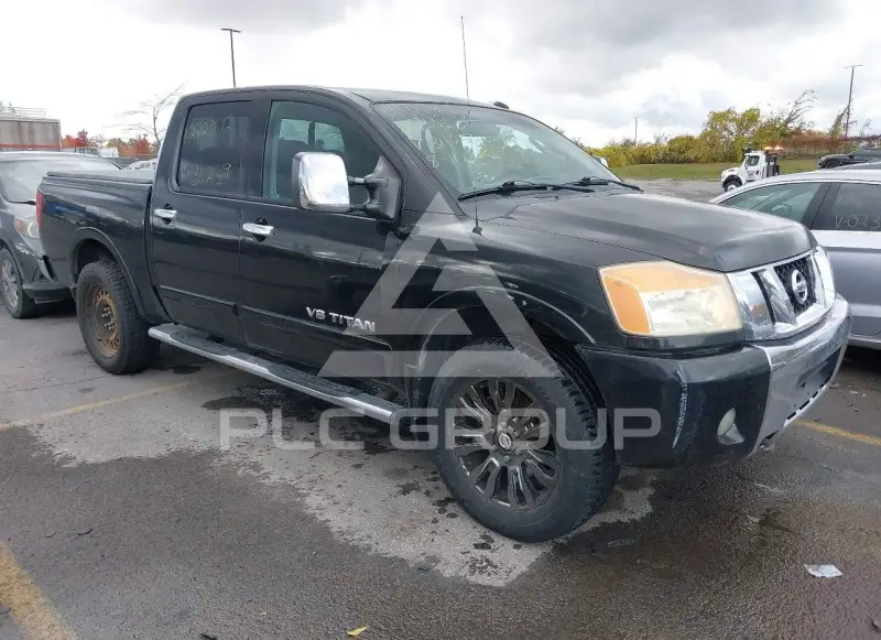 2011 Nissan TITAN фото
