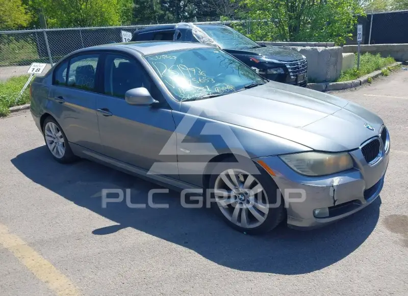 2011 BMW 323 photo