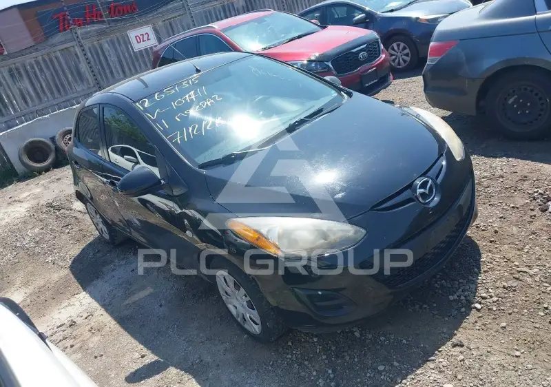 2011 Mazda 2 фото