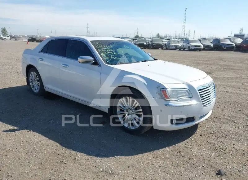2011 Chrysler 300 фото