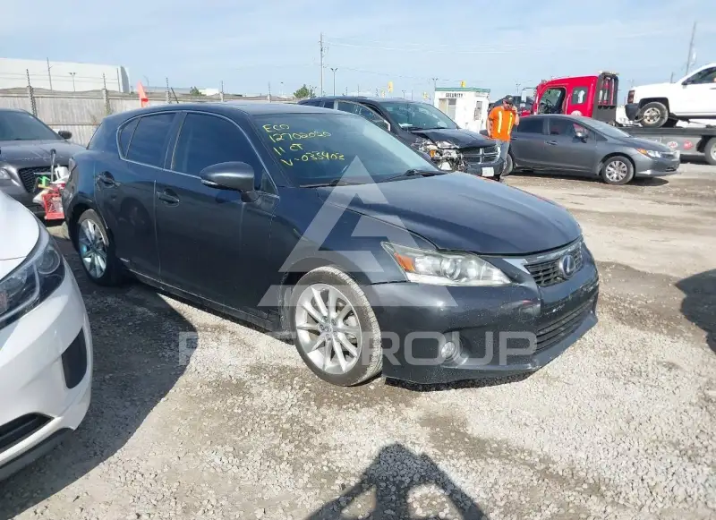 2011 Lexus CT200 фото