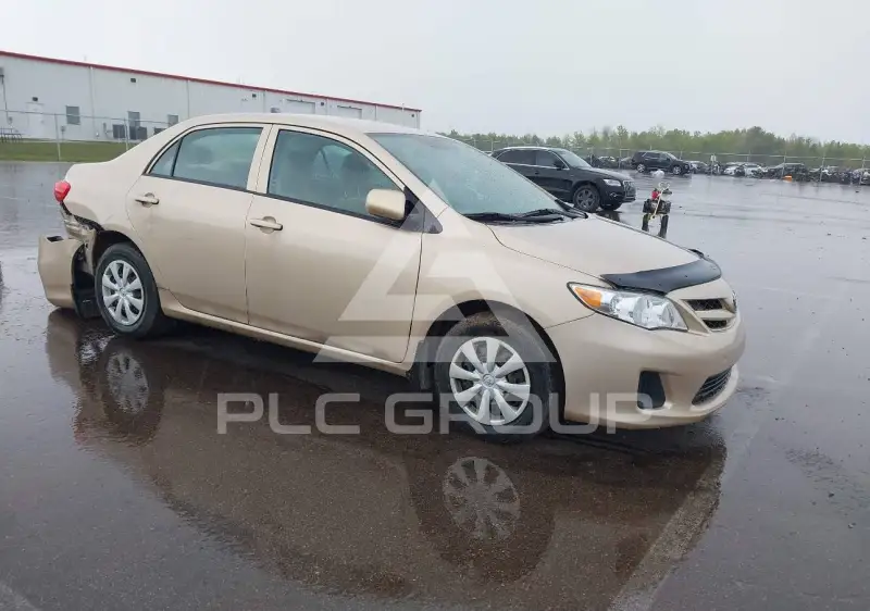 2011 Toyota COROLLA фото