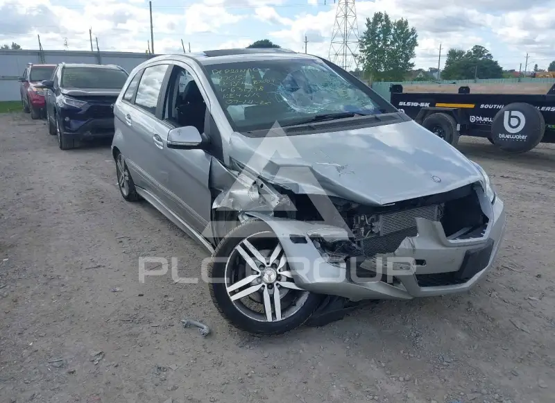 2011 Mercedes Benz B 200 фото