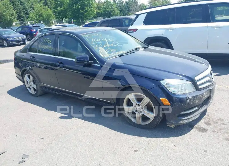 2011 Mercedes Benz C 300 фото