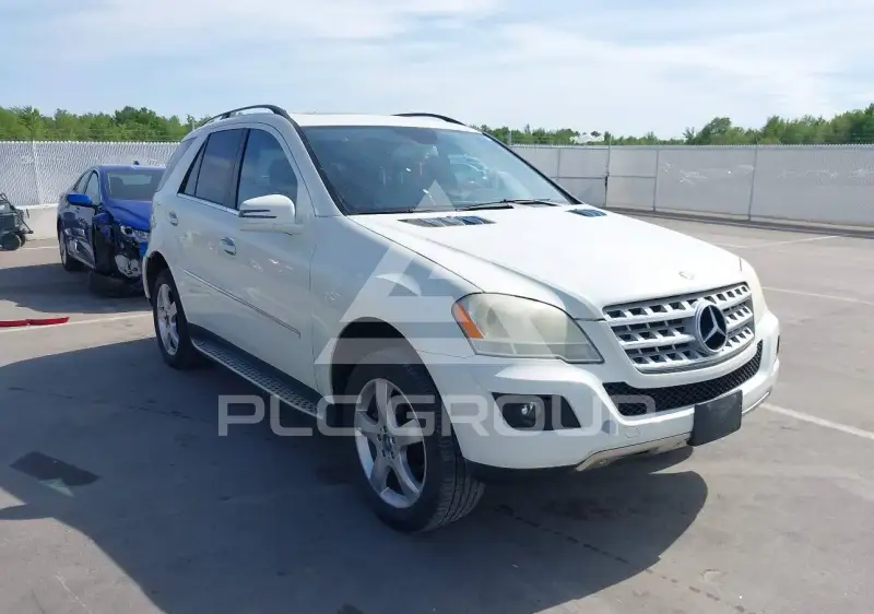 2011 Mercedes Benz Ml 350 фото