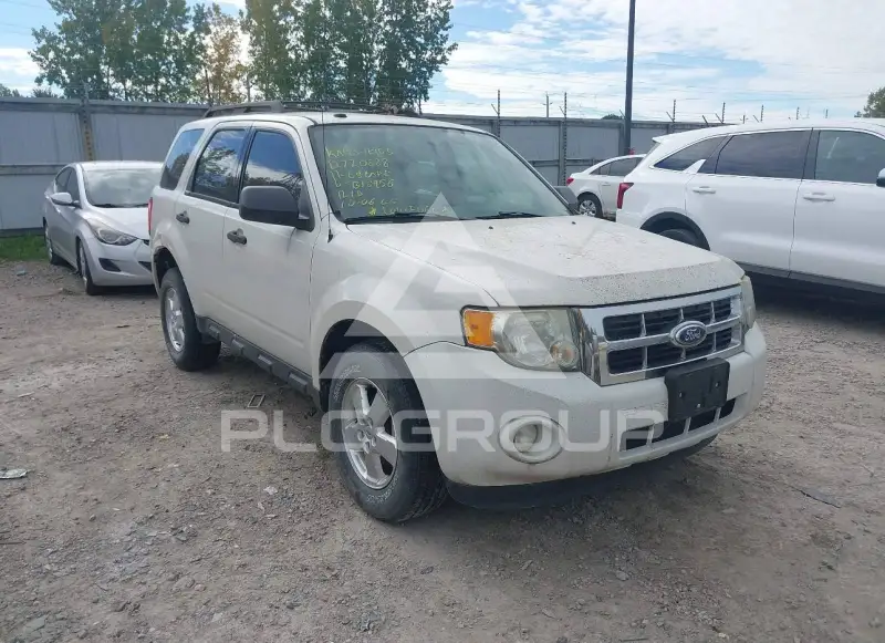 2011 Ford ESCAPE photo