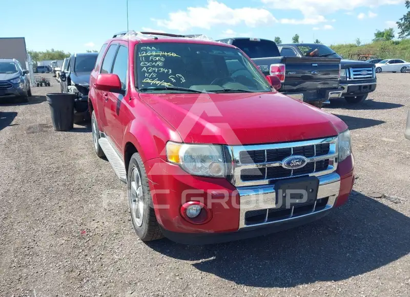 2011 Ford ESCAPE photo