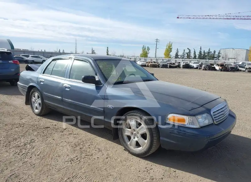 2011 Ford Crown фото
