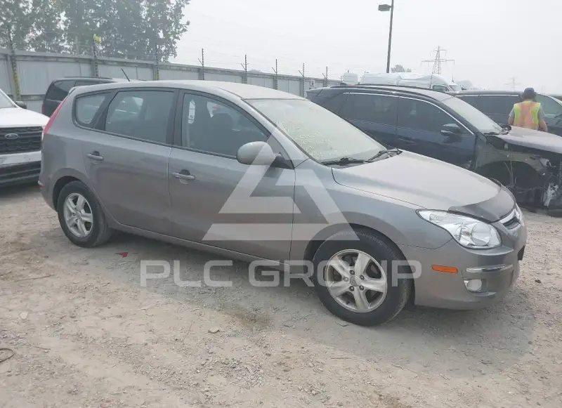 2011 Hyundai Elantra photo