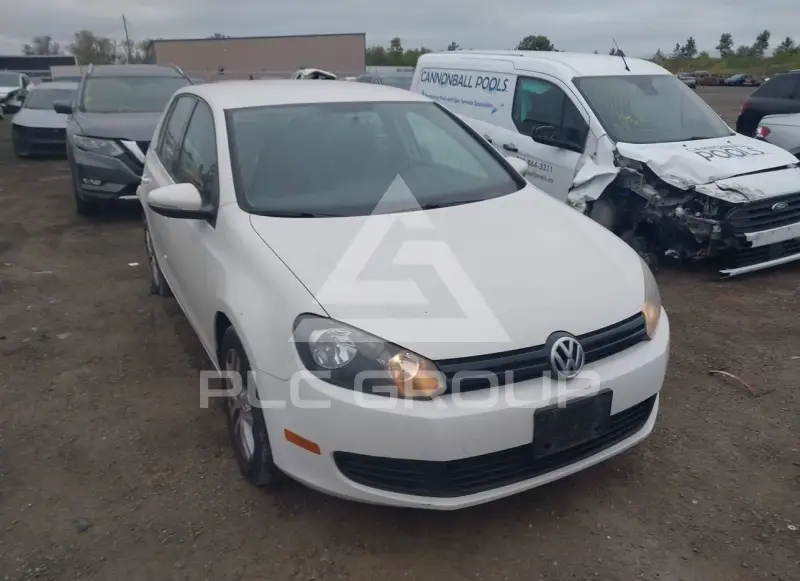 2011 Volkswagen GOLF photo