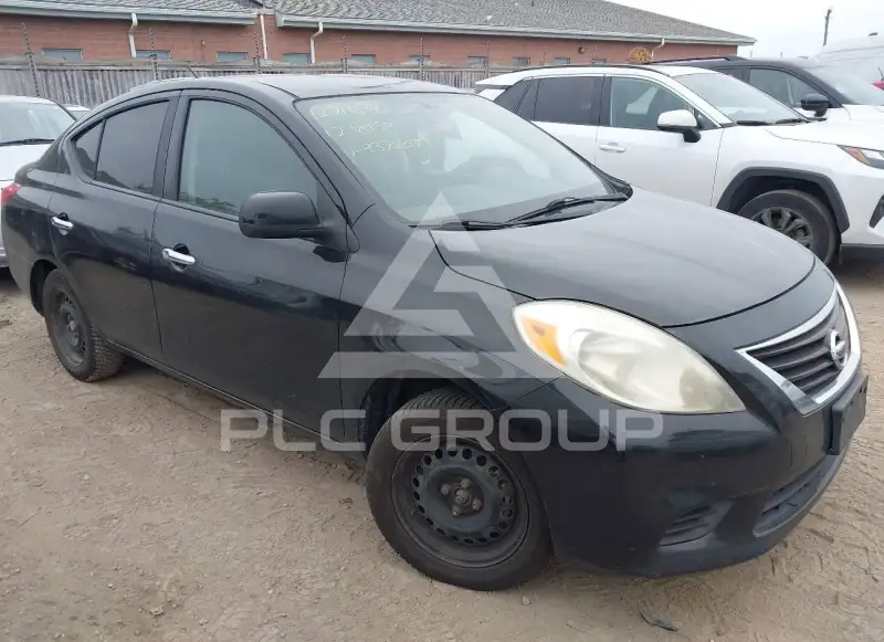 2012 Nissan VERSA фото