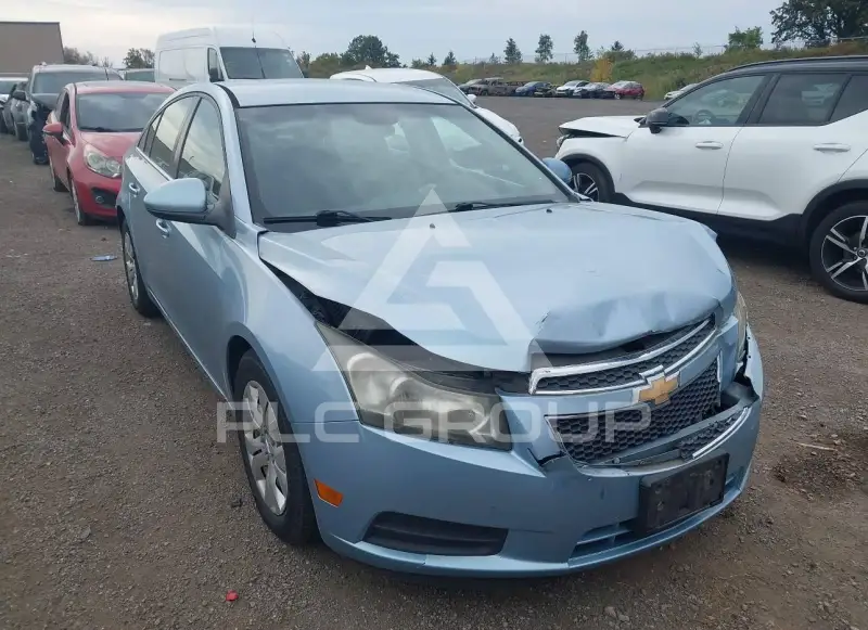 2012 Chevrolet Cruze photo
