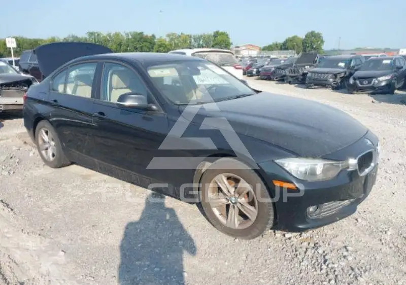 2012 BMW 320 фото