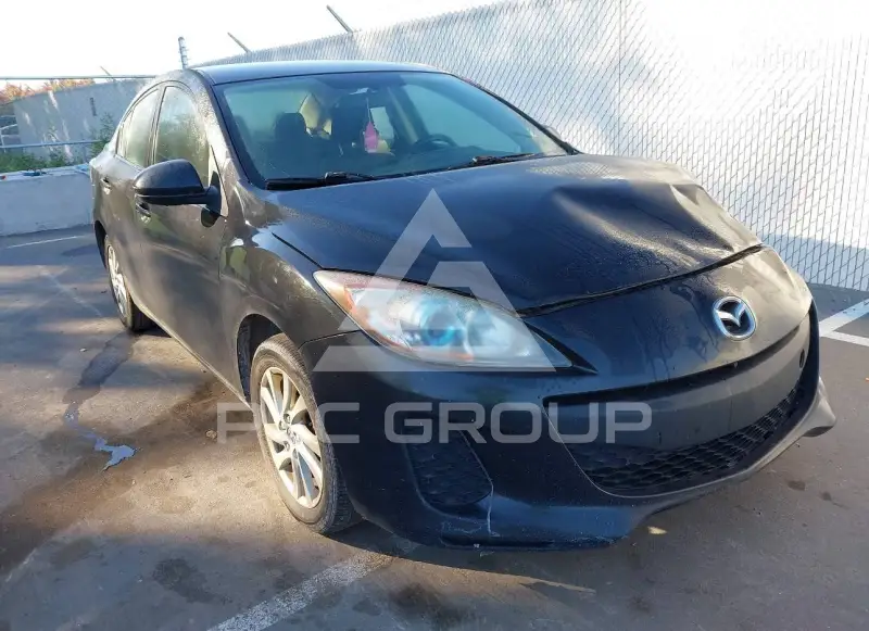 2012 Mazda 3 фото