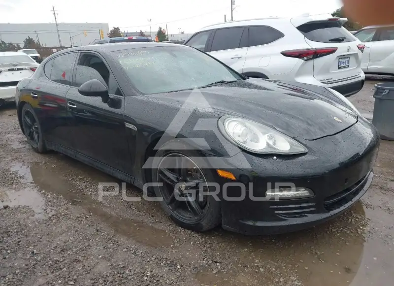 2012 Porsche Panamera photo