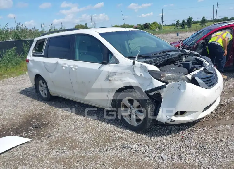 2012 Toyota SIENNA фото