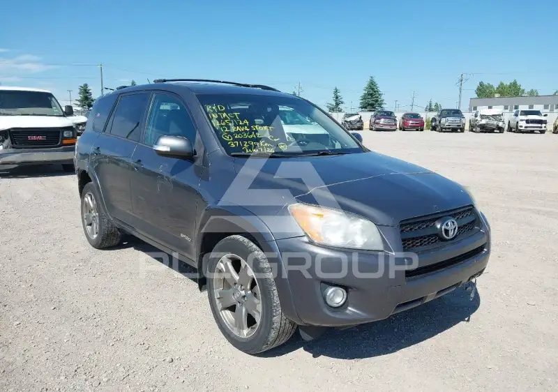2012 Toyota RAV4 photo