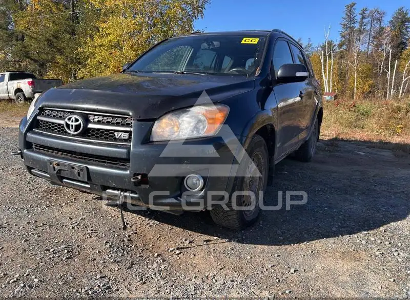 2012 Toyota RAV4 photo