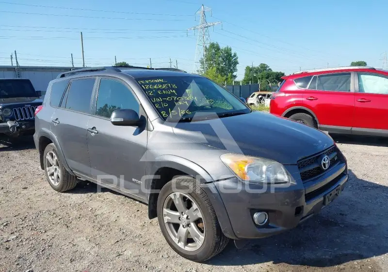 2012 Toyota RAV4 фото