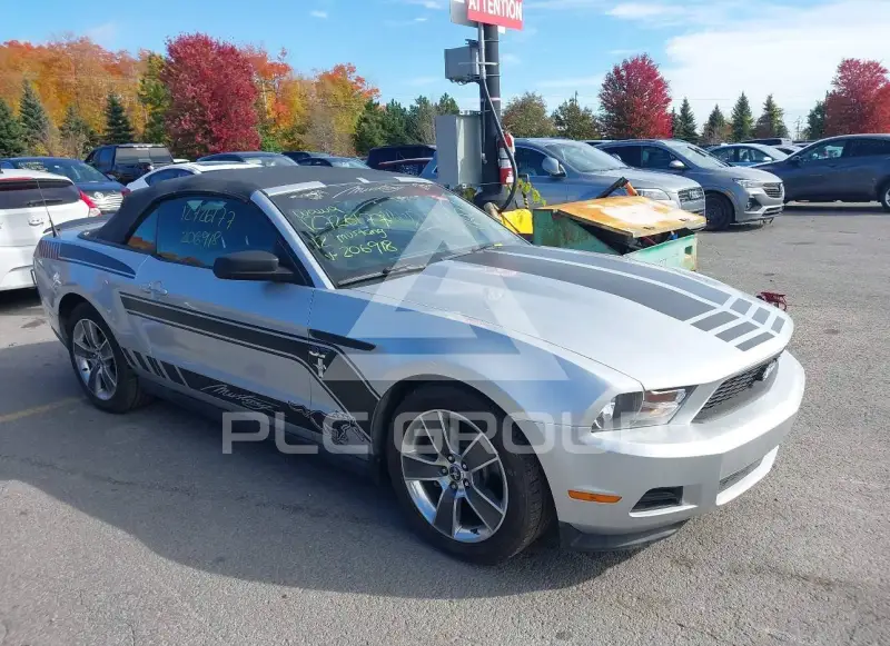 2012 Ford MUSTANG фото