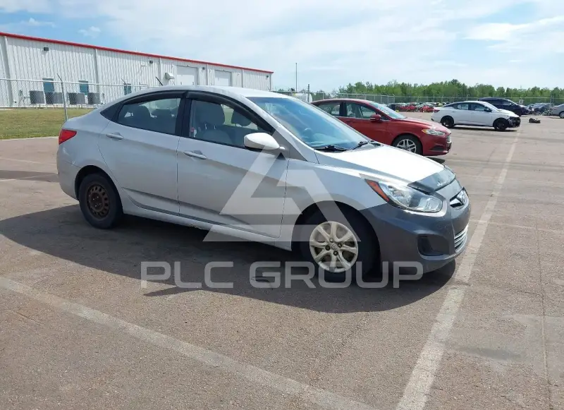 2012 Hyundai Accent фото