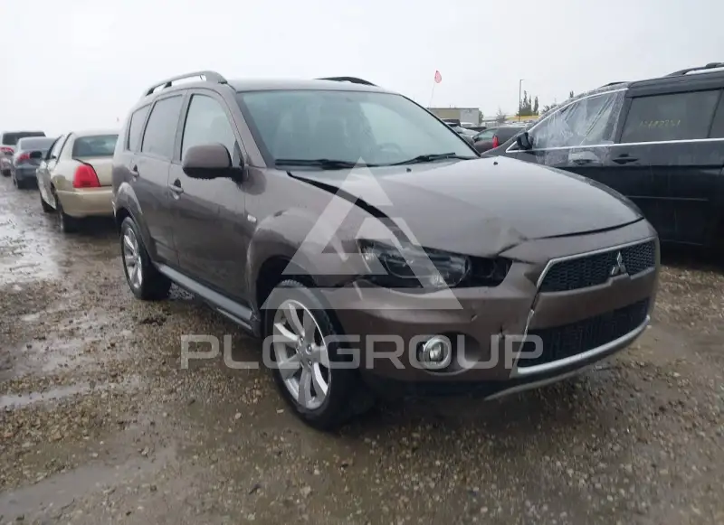 2013 Mitsubishi OUTLANDER фото