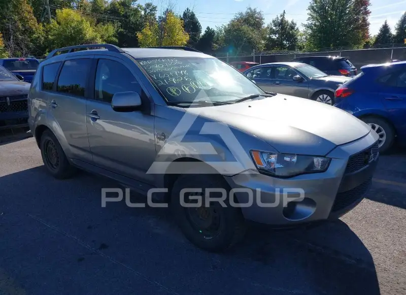 2013 Mitsubishi OUTLANDER фото