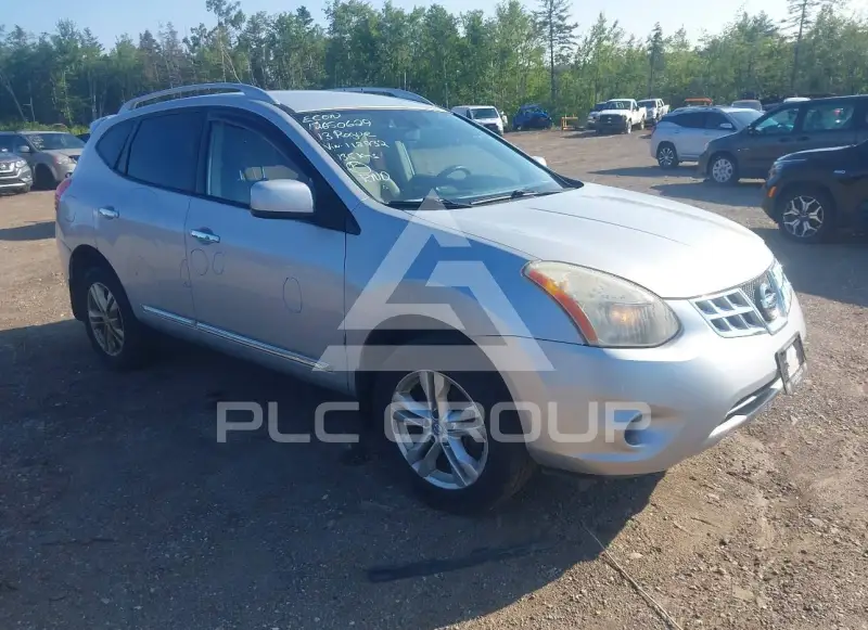 2013 Nissan ROGUE photo