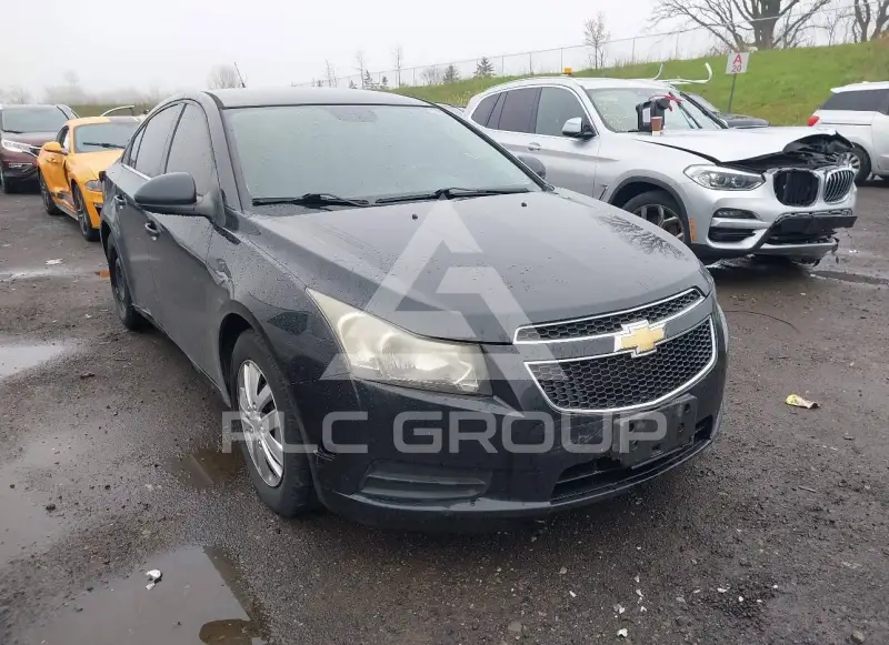 2013 Chevrolet Cruze фото