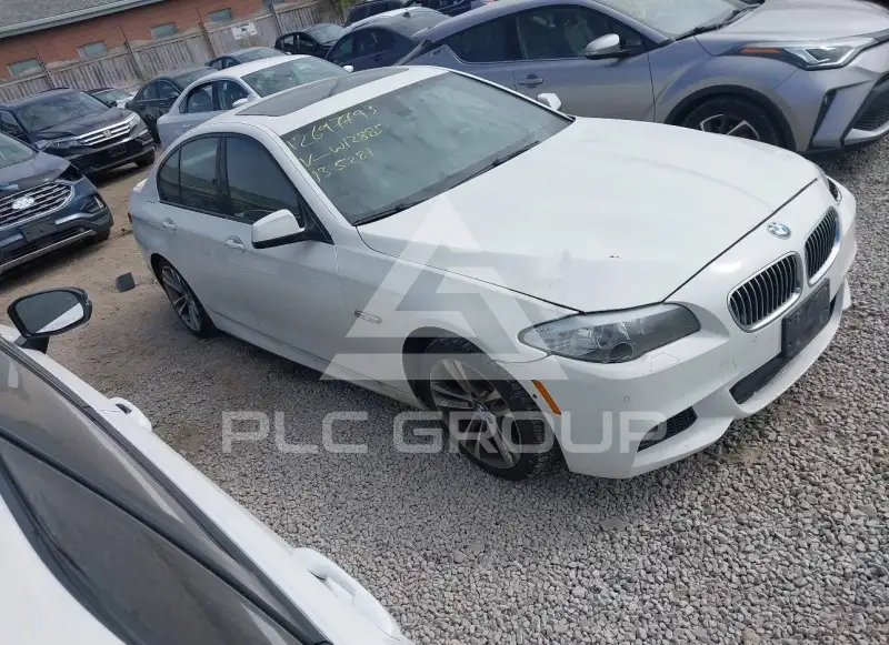 2013 BMW 528 фото