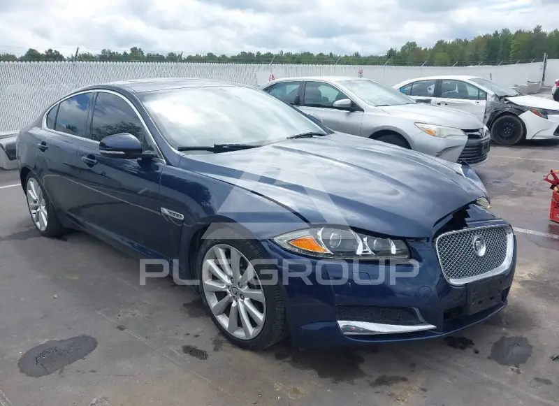 2013 Jaguar XF фото