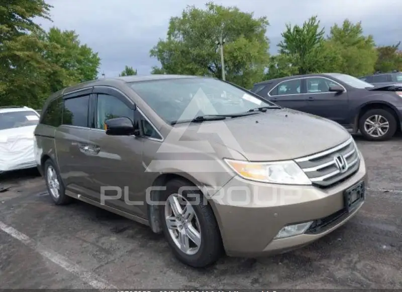 2013 Honda ODYSSEY фото