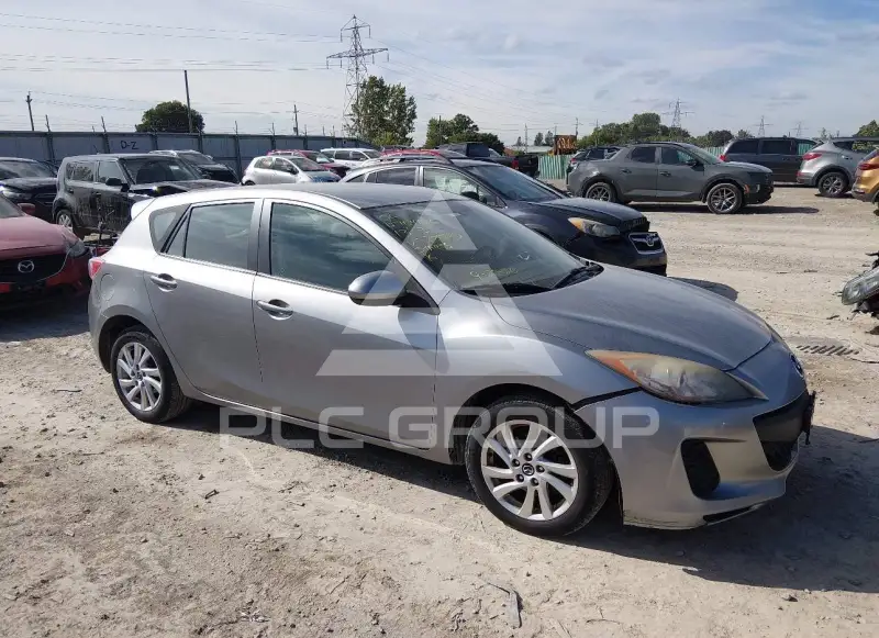 2013 Mazda 3 фото