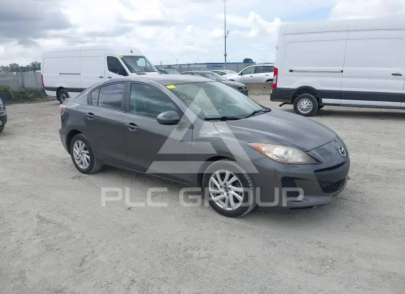2013 Mazda 3 фото