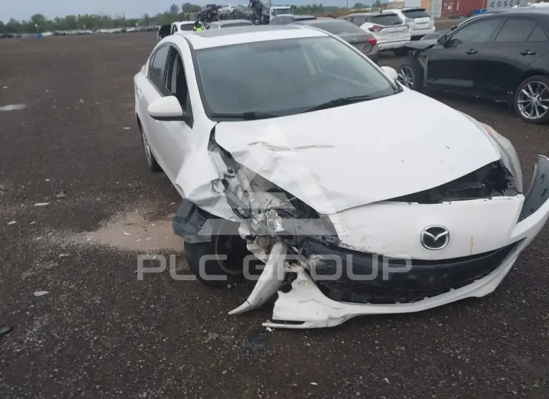 2013 Mazda 3 фото