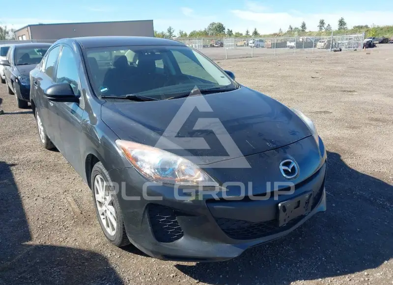2013 Mazda 3 фото