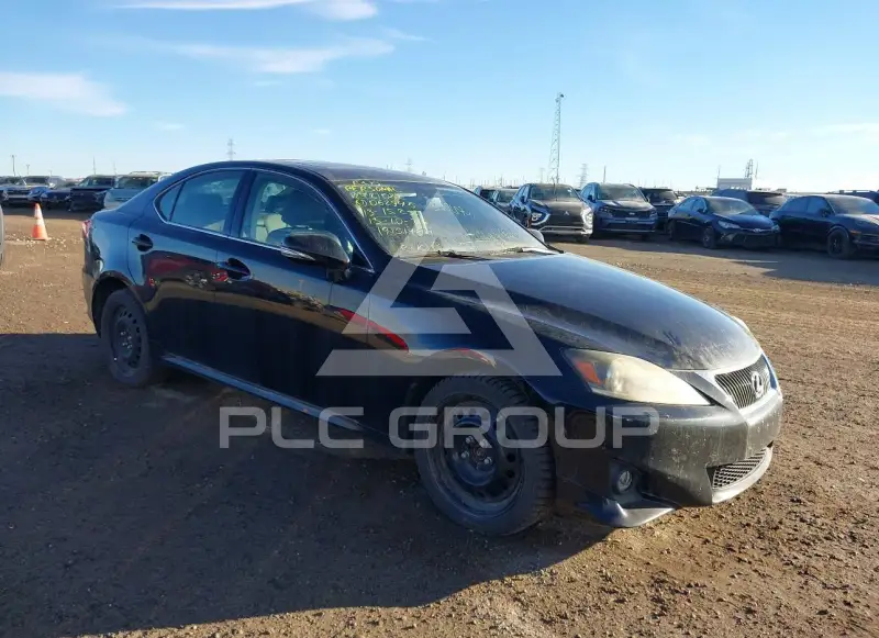 2013 Lexus IS250 photo