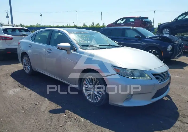 2013 Lexus ES350 фото