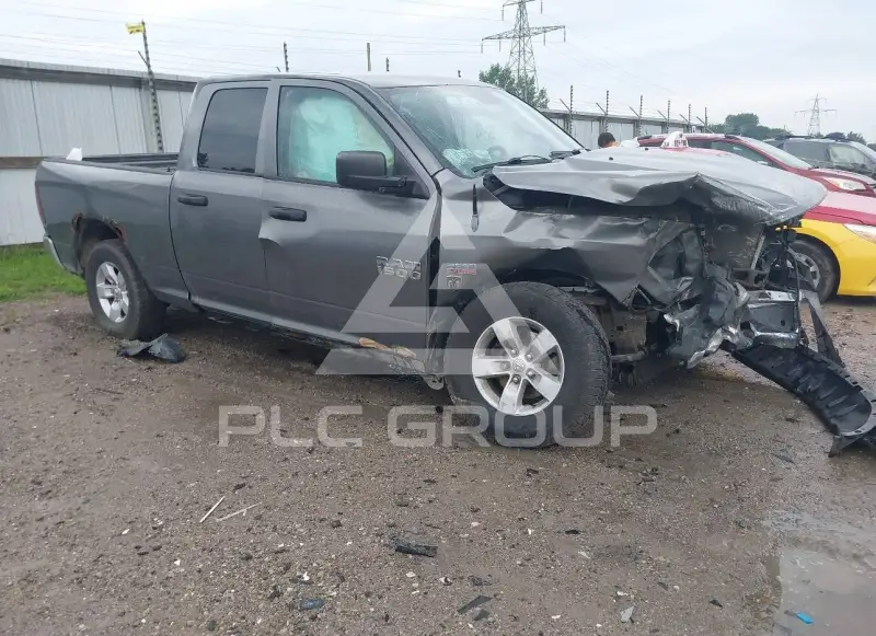 2013 RAM 1500 photo
