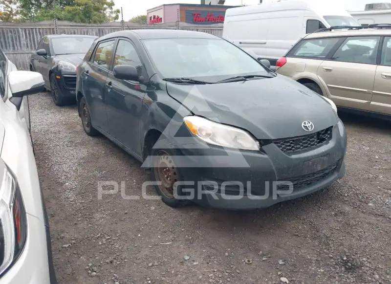 2013 Toyota MATRIX photo