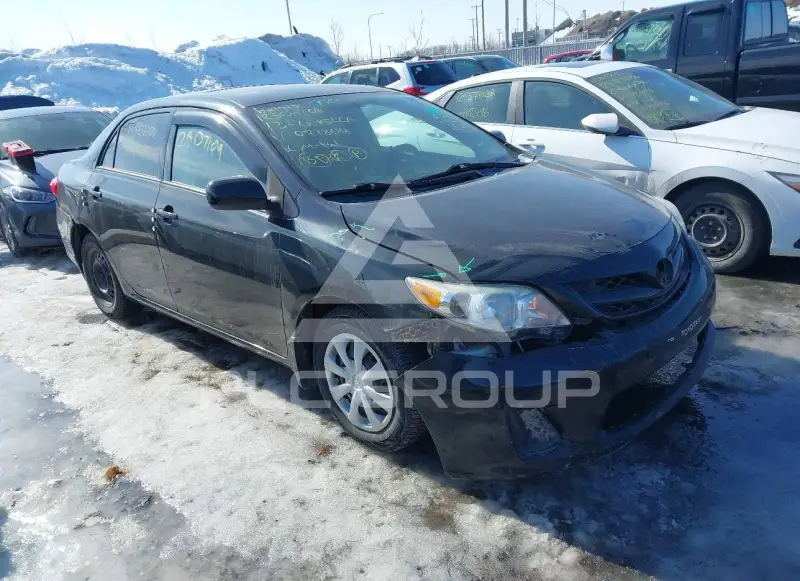 2013 Toyota COROLLA фото