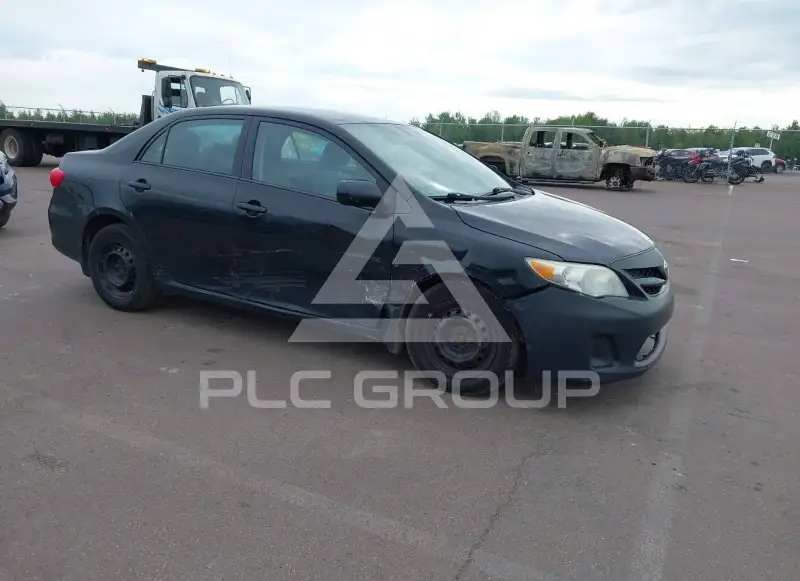 2013 Toyota COROLLA photo