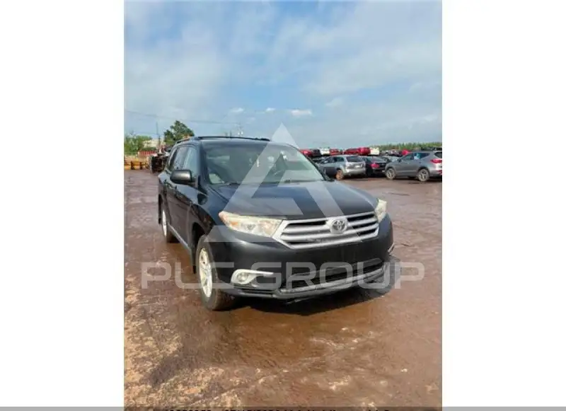 2013 Toyota Highlander photo