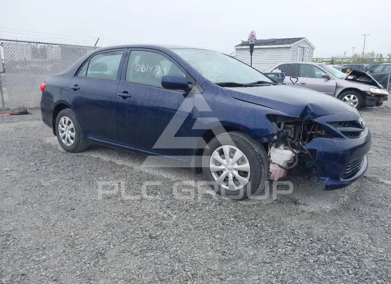 2013 Toyota COROLLA photo