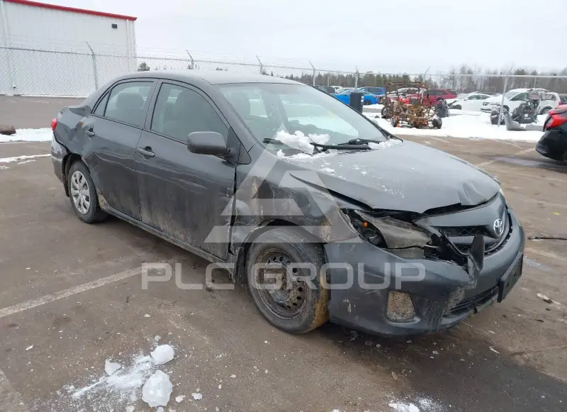 2013 Toyota COROLLA photo