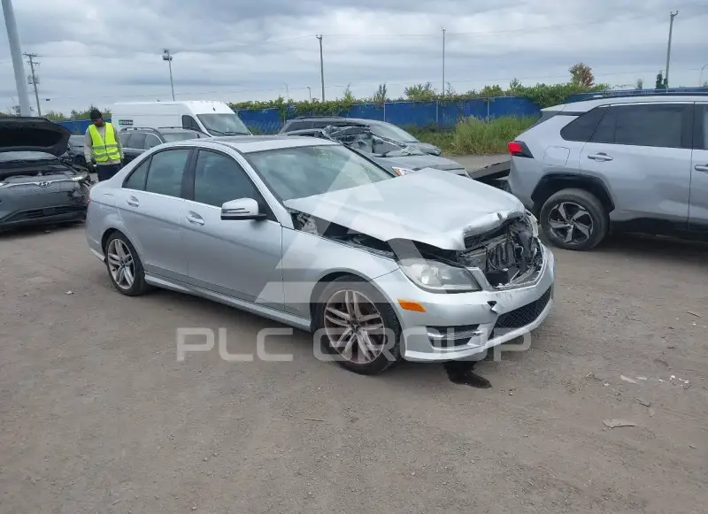 2013 Mercedes Benz C 300 photo