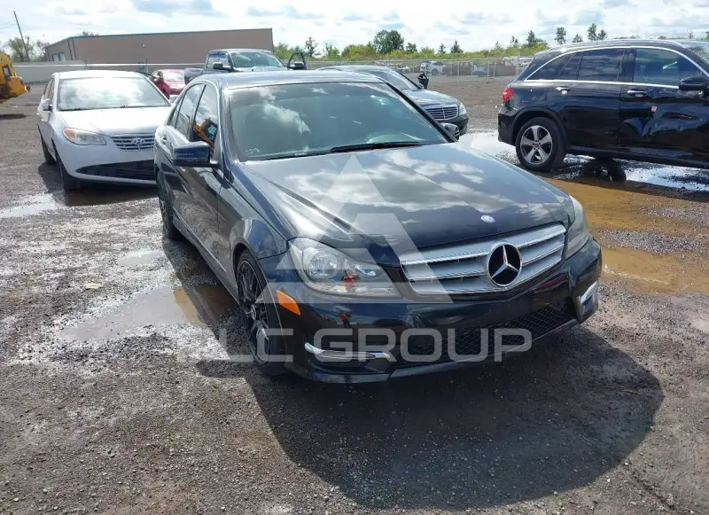 2013 Mercedes Benz C 350 photo